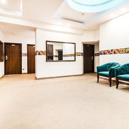 Fabhotel Le Monarque Chandīgarh 외부 사진