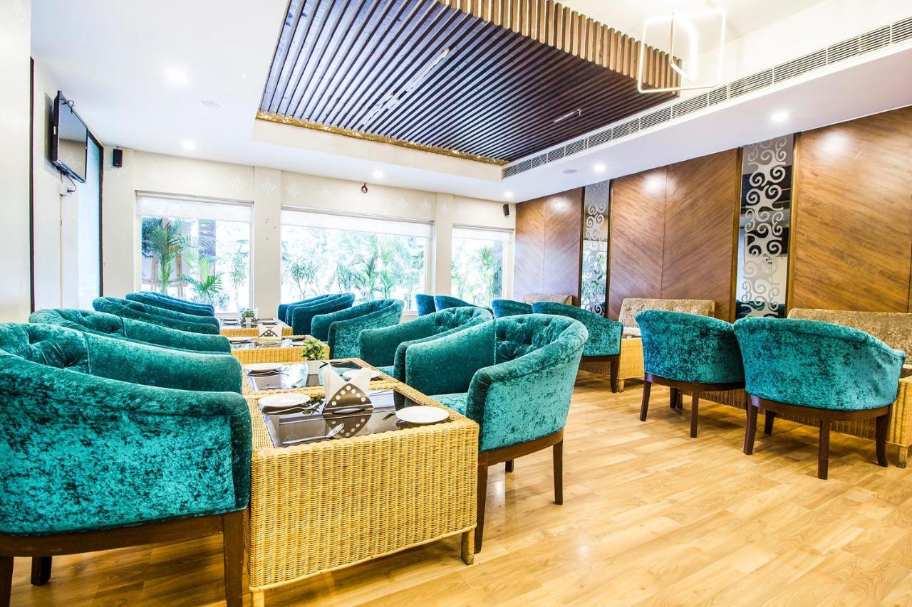 Fabhotel Le Monarque Chandīgarh 외부 사진